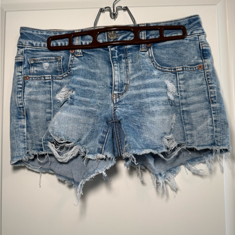 American Eagle Distressed Light Blue Denim Cutoff Shorts - Women